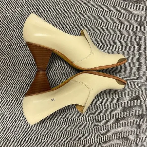 ANTHRO - Latigo - Velma Leather Oxford Heel - Picture 5 of 8